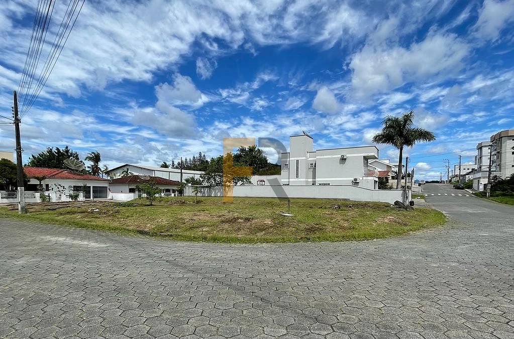 Lote/Terreno de 900m² no bairro Figueira, em Gaspar | Eu Corretor