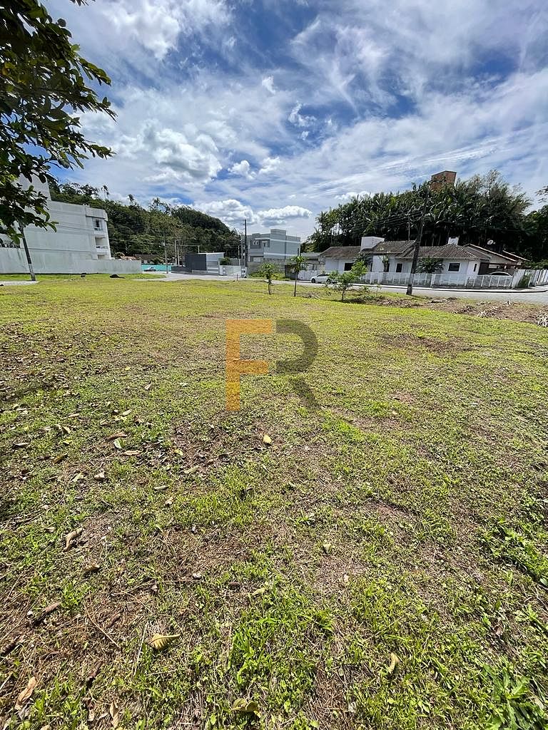 Lote/Terreno de 900m² no bairro Figueira, em Gaspar | Eu Corretor