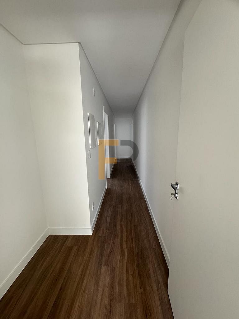 Apartamento de 3 quartos, 189m² no bairro Bom Retiro, em Blumenau | Eu Corretor